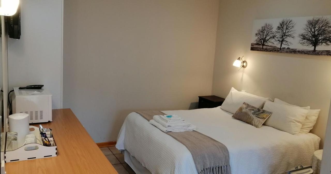 Twilight Inn Vryheid Extérieur photo